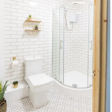 5 Queen Street * Уайтхейвен